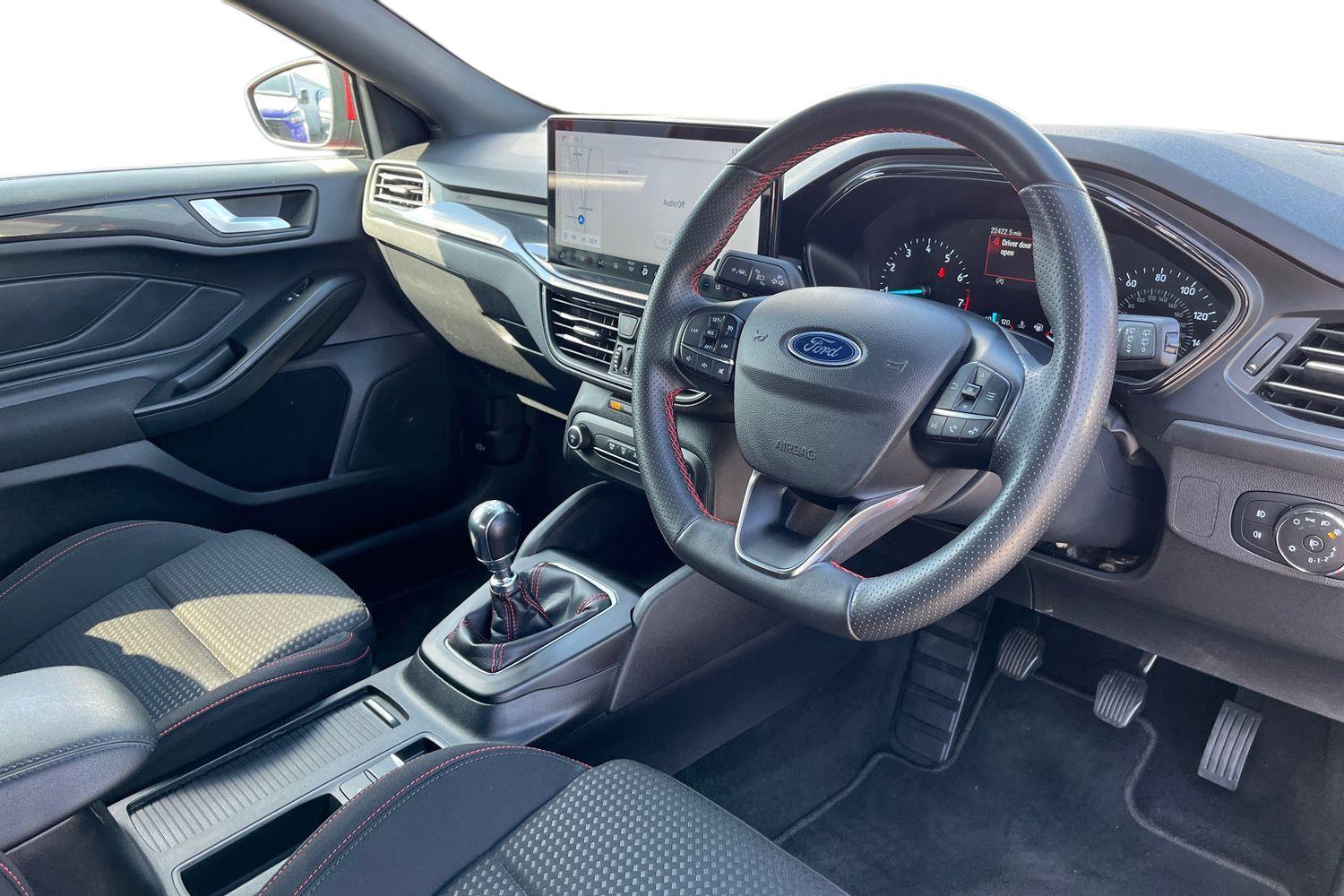 Ford Focus Photo 8