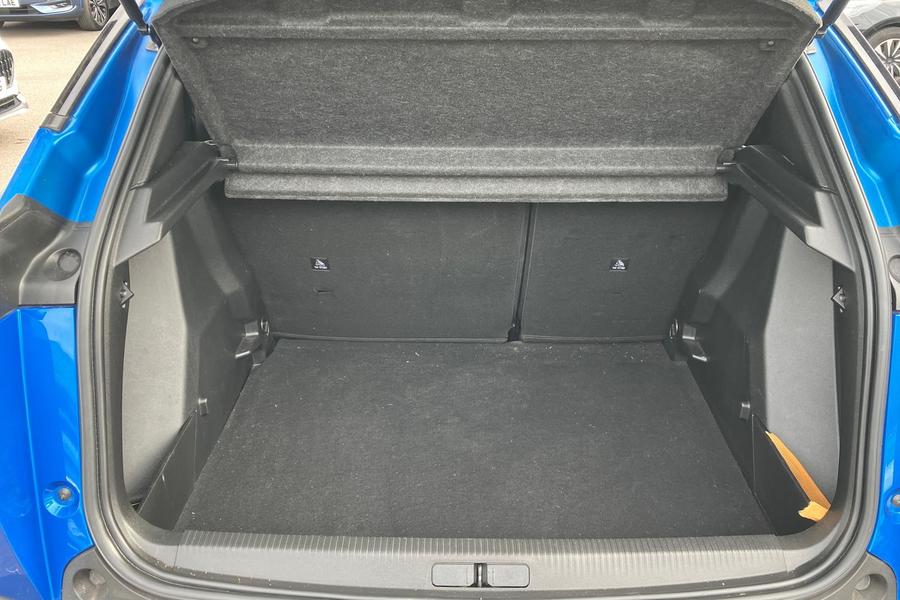 Peugeot 2008 Photo autoimg-9eb875a4975c0f03d32a75bad7c1d36538e7b5b2.jpg