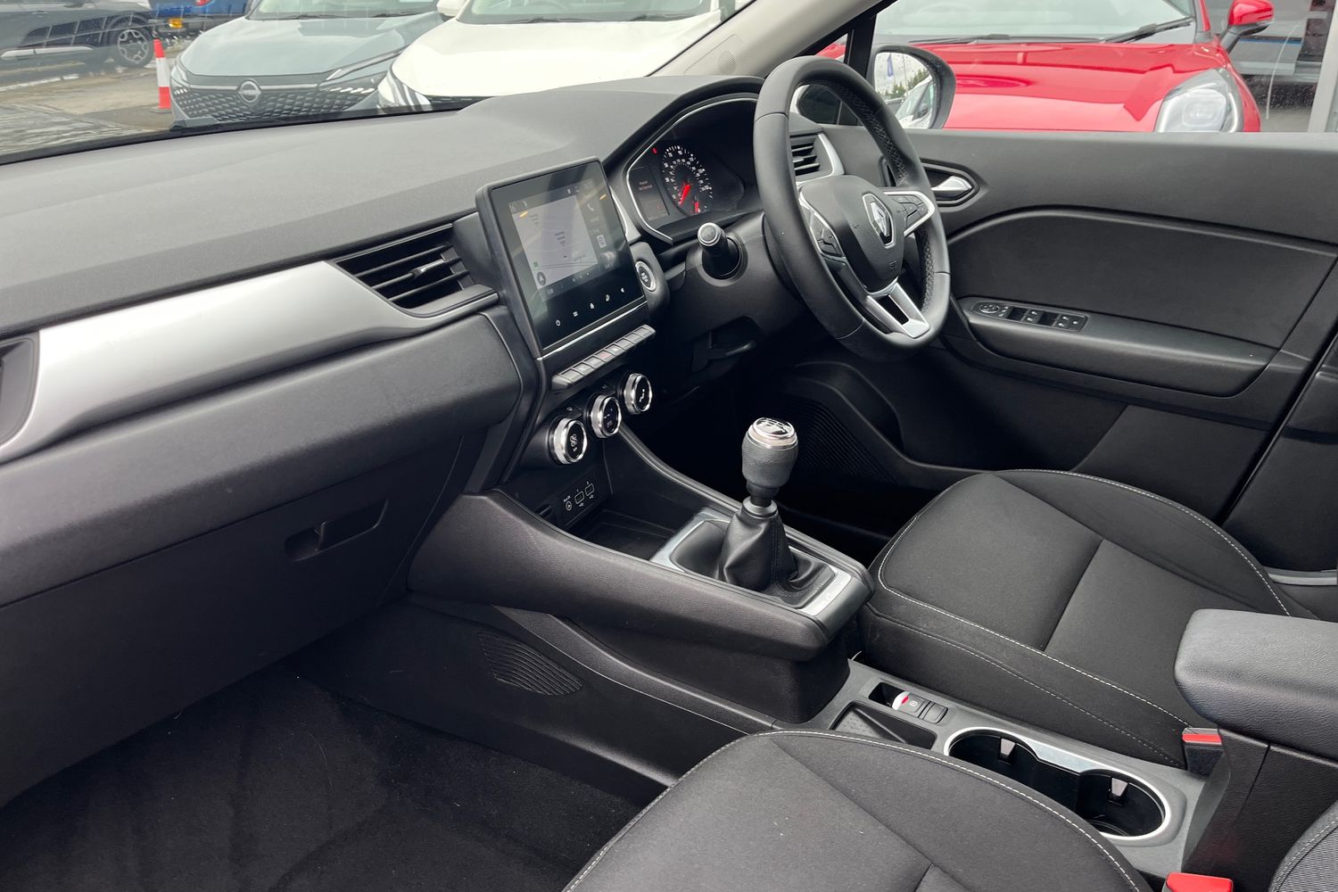 Renault CAPTUR Photo 17