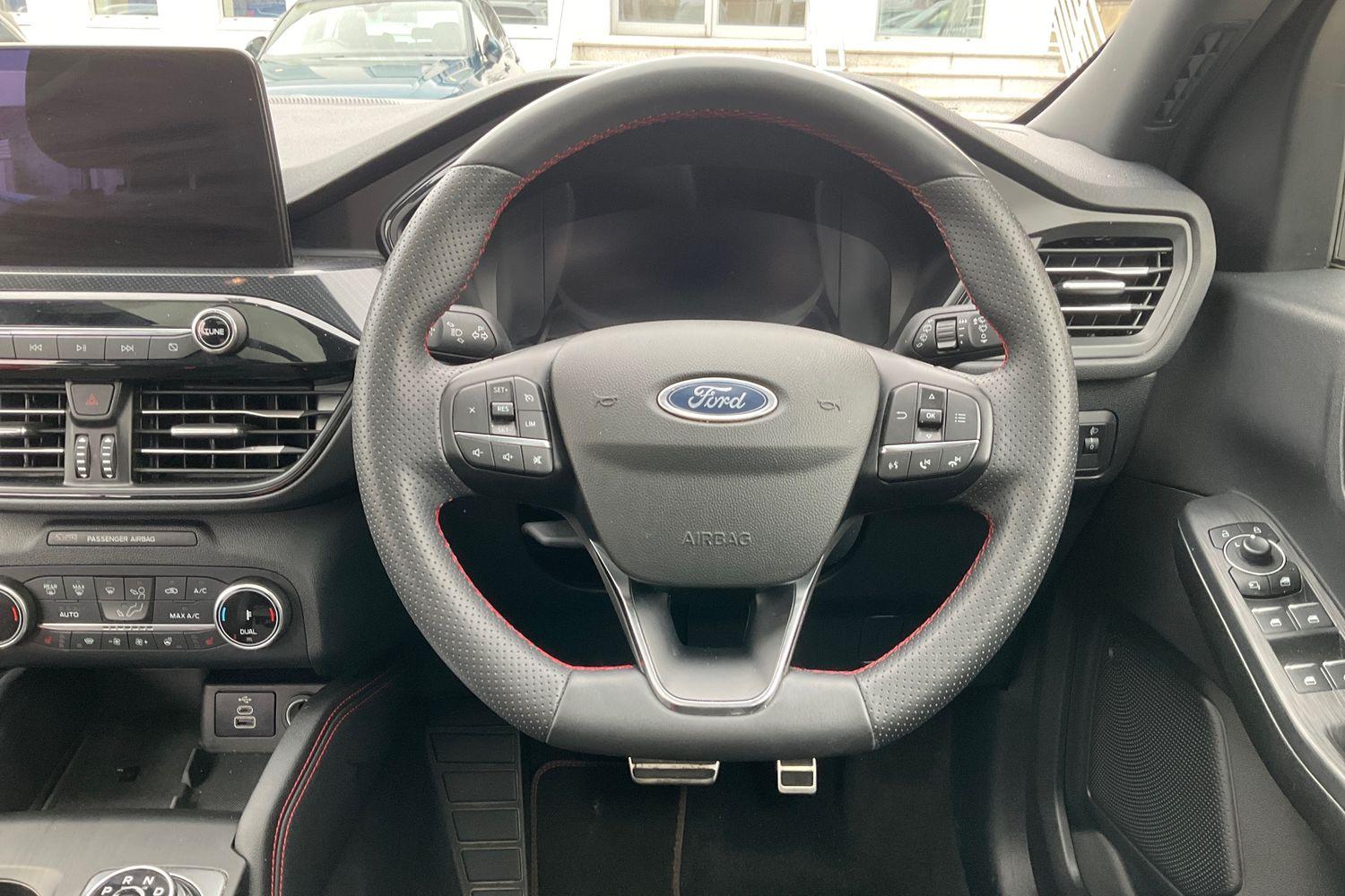 Ford KUGA Photo 11