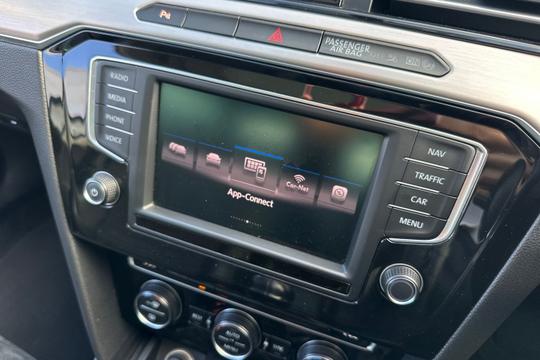 Volkswagen Passat Photo autoimg-9ebcd8e431c56ac5847524c175bb54076835cfa7.jpg