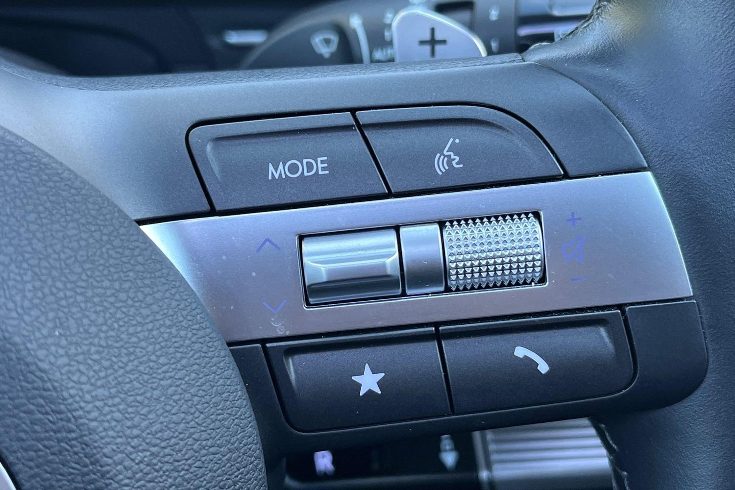 Hyundai KONA Photo 31