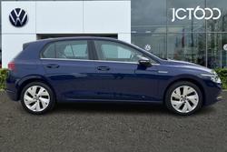 VOLKSWAGEN Golf Photo 4
