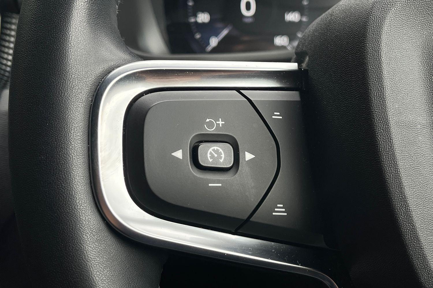 Volvo XC40 Photo 35