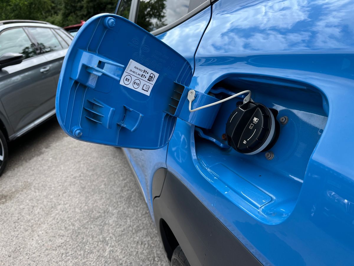 Hyundai KONA Photo 23