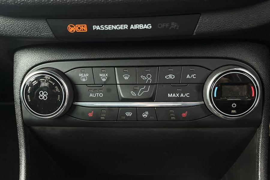 Ford FIESTA Photo autoimg-9ec6ef91f5e50525a8e378af42f9ae8b5bcf6201.jpg
