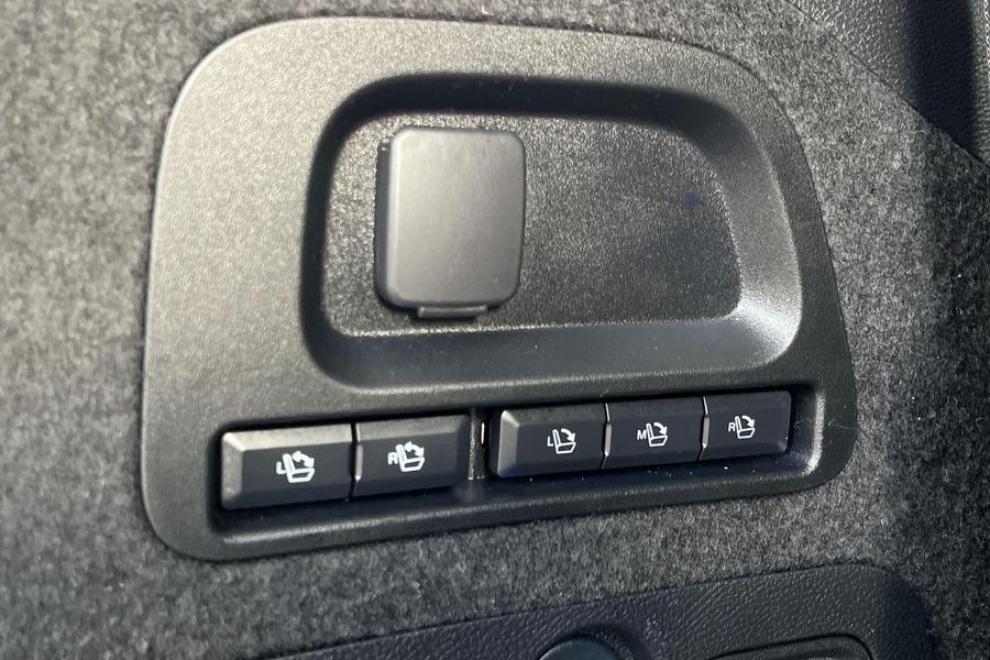 Ford GALAXY Photo autoimg-9ec79ab906e3ca290667742bb951483b18ece1d6.jpg