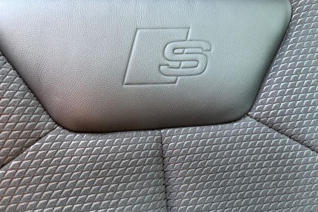 AUDI Q3 Photo 29