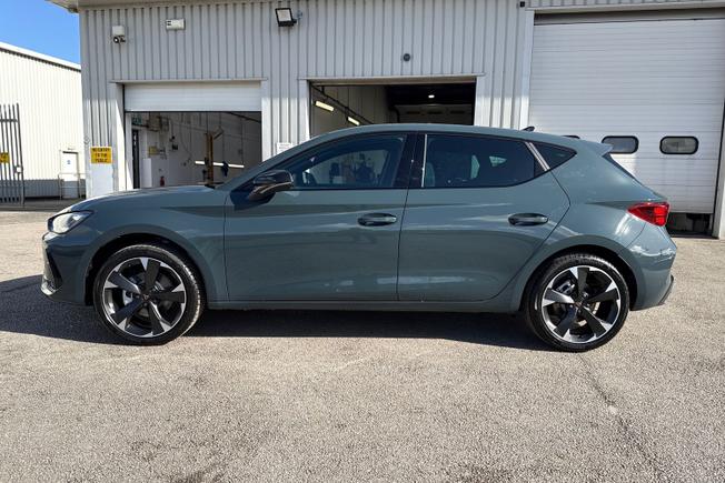 CUPRA Leon Photo 25