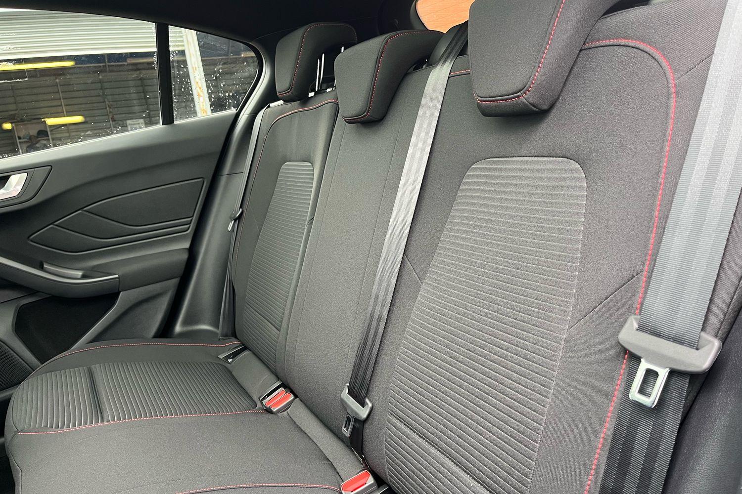 Ford FOCUS Photo 19