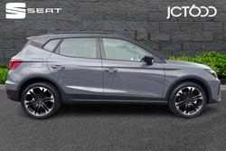 SEAT Arona Photo 4