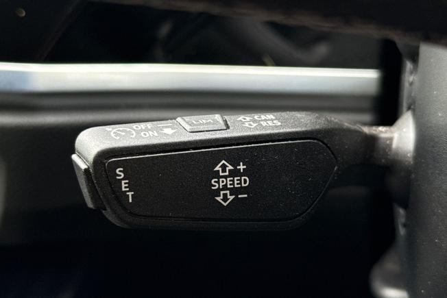 Audi Q3 Photo 40