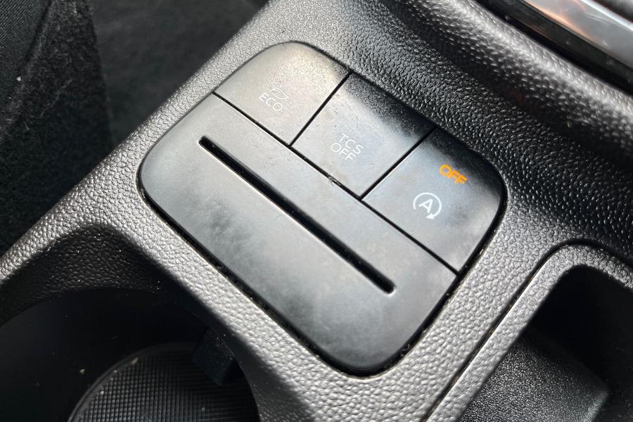Ford Fiesta Photo autoimg-9ece79e84408f4af36f35e8e11d67f0f6edac04a.jpg