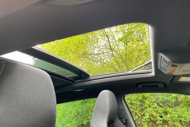 ŠKODA Karoq Photo 25