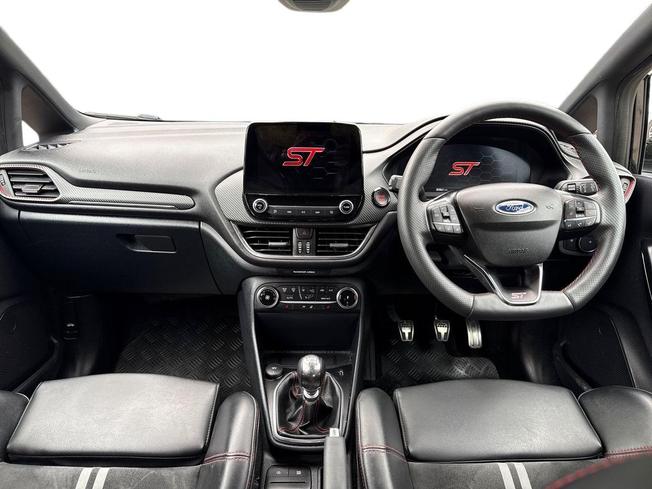 FORD Fiesta Photo 10