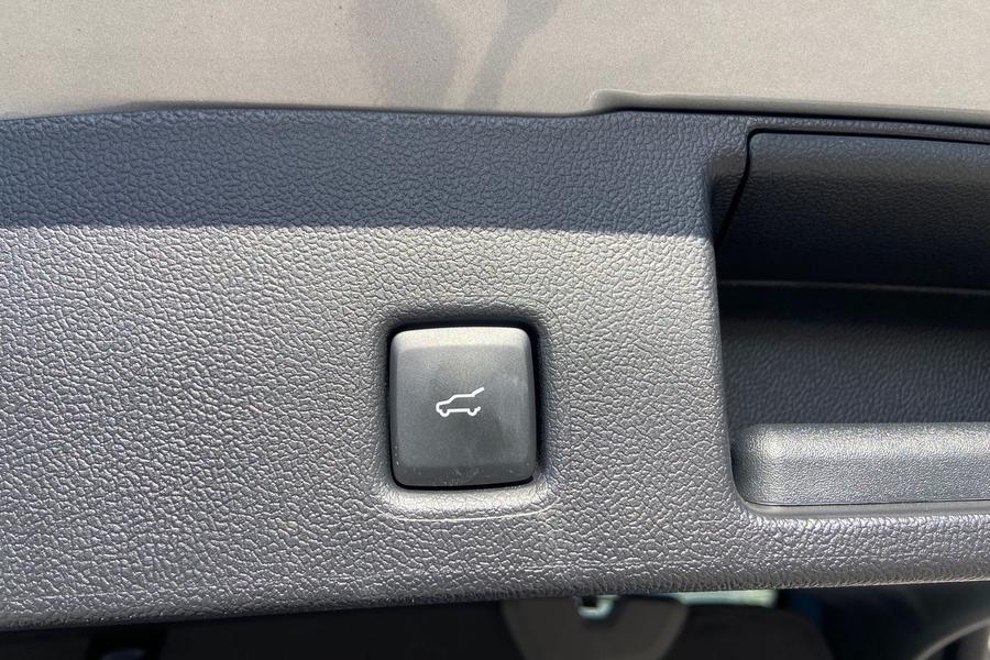 Ford KUGA Photo autoimg-9ed5c46ae476b30776da79c0e5809287f9756dcf.jpg
