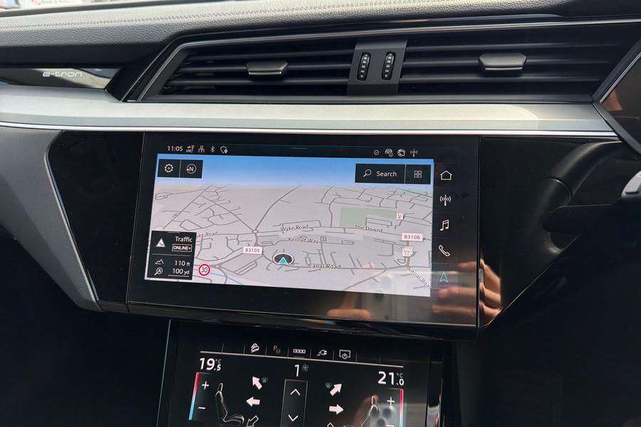 Audi E-TRON Photo autoimg-9edf5f47e9c079b1988e7af58d547f359e65a0c8.jpg