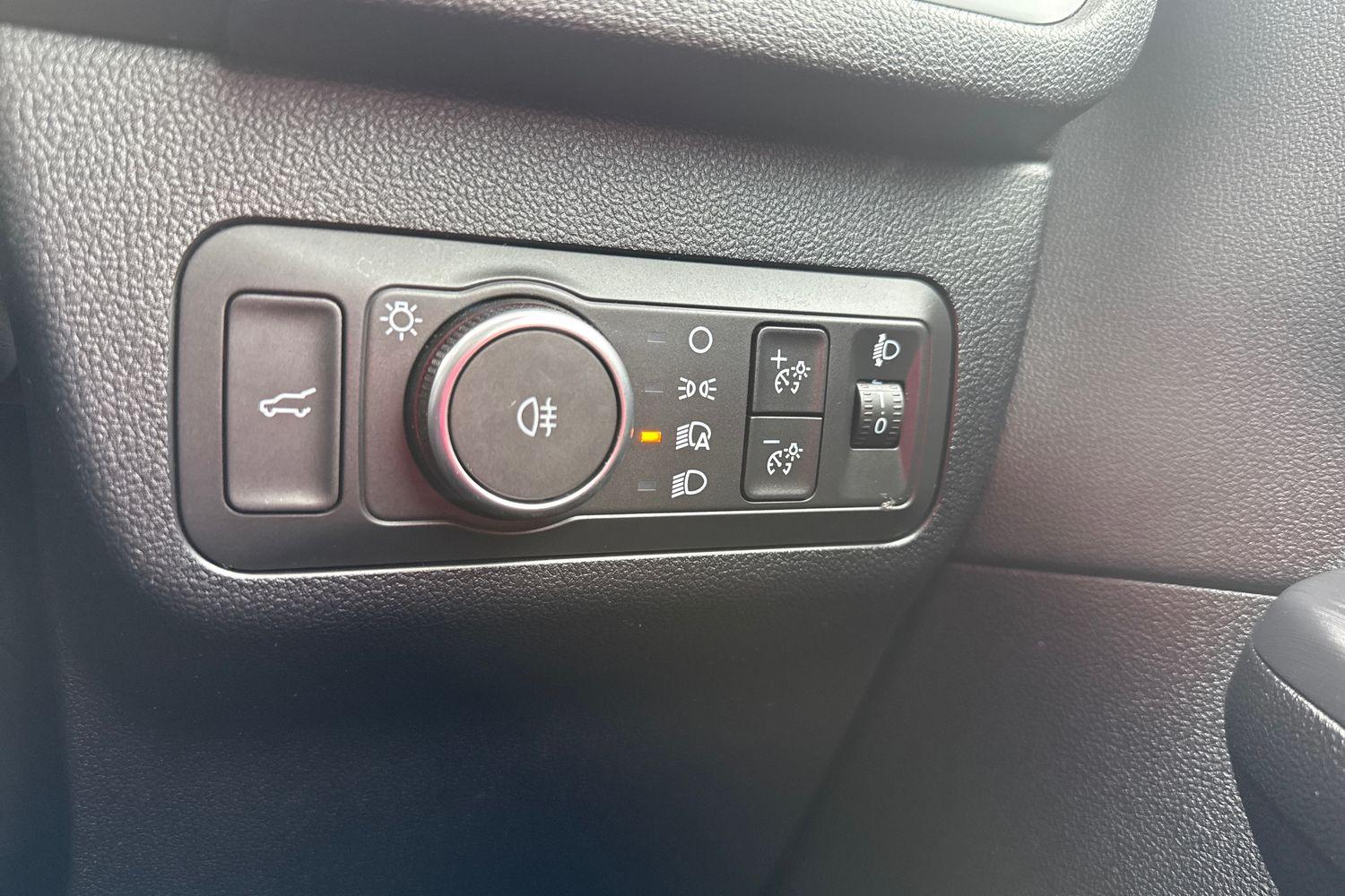 Ford KUGA Photo 36