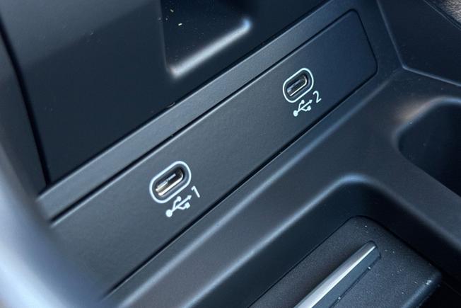 AUDI e-tron Photo 38