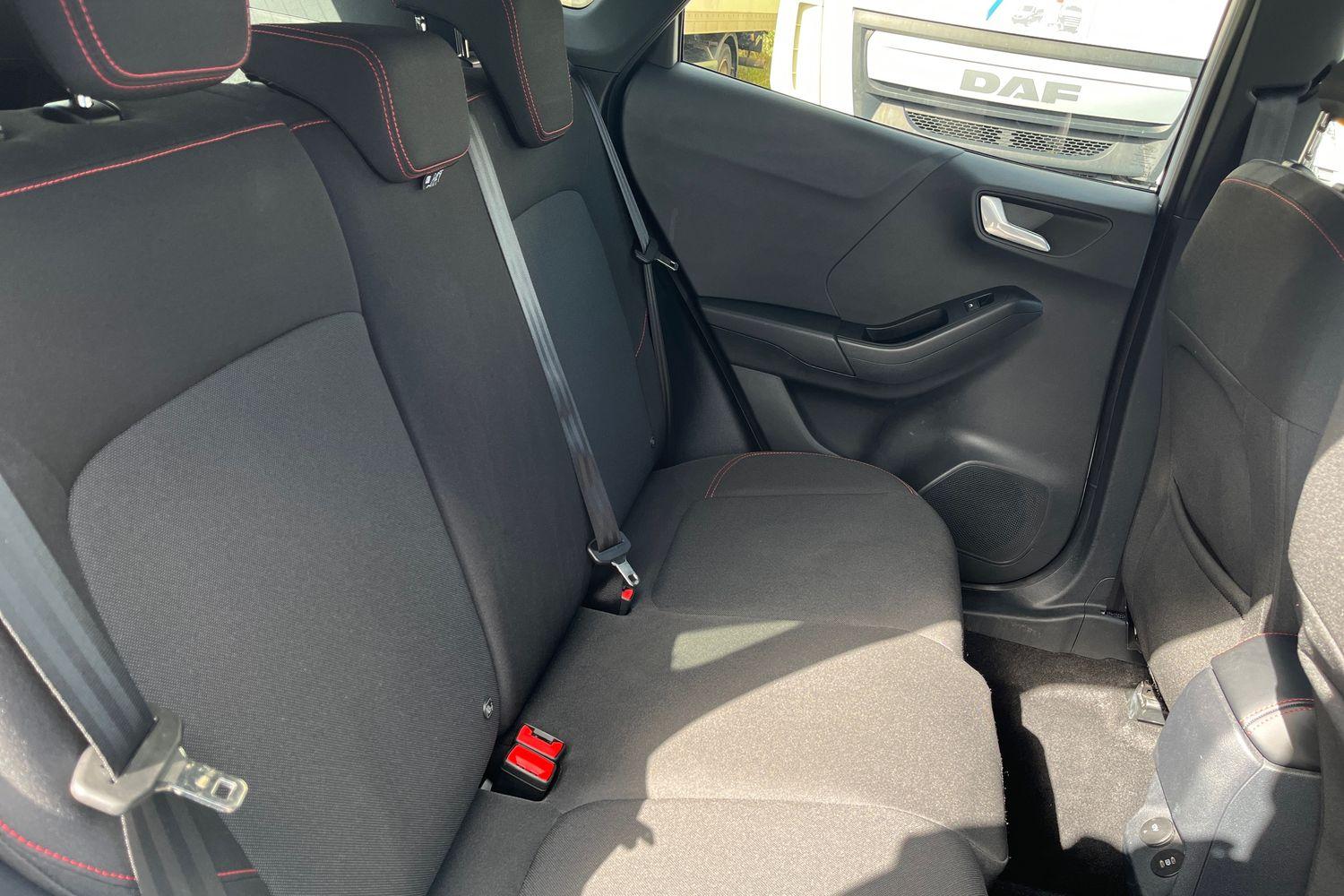 Ford PUMA Photo 19