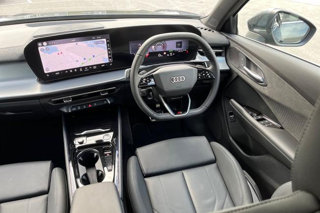 AUDI Q3 Photo 41