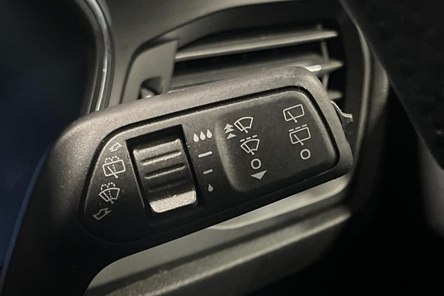 Ford FOCUS Photo autoimg-9ef621c18aeb39dd51e55b96be4e1515056043c5.jpg