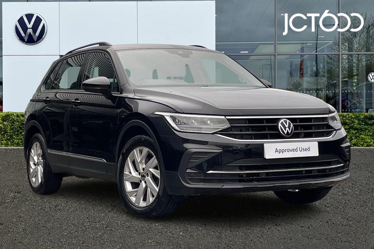 Used 2022 VOLKSWAGEN Tiguan 1.5 TSI Life SUV 5dr Petrol DSG Euro 6 (s/s) (150 ps) Black at JCT600