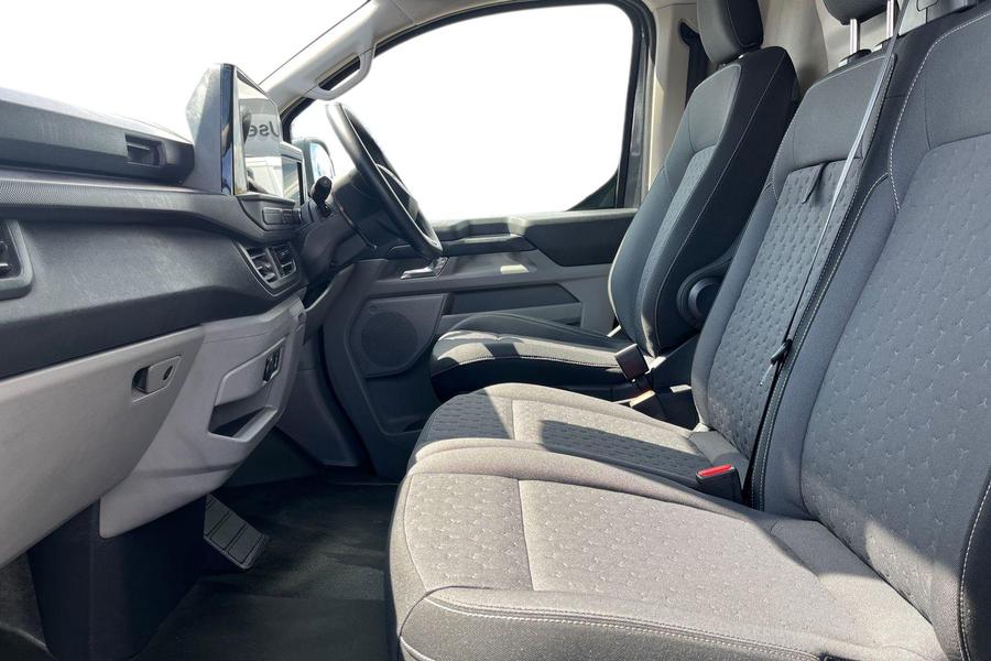 Ford TRANSIT CUSTOM Photo autoimg-9eff418b091319cc67dab30fe5c9945f34e4829e.jpg