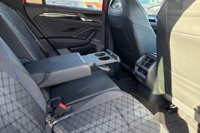 VOLKSWAGEN Tiguan Photo 24