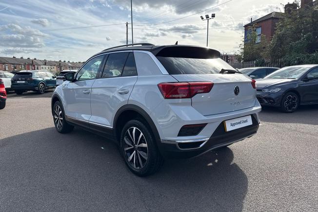 VOLKSWAGEN T-Roc Photo 23