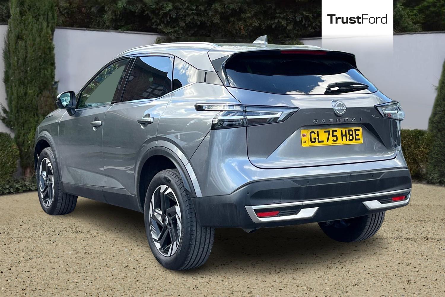 Nissan Qashqai Photo 1