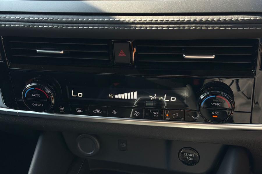 Nissan QASHQAI Photo autoimg-9f0510aaeb3ed635e986765b3f0e6a32b1e25c7a.jpg