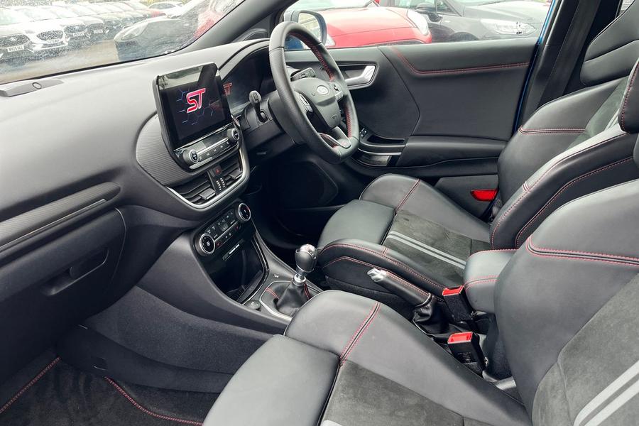 Ford PUMA Photo autoimg-9f06b60e7955b8cf5eee525829099f9e348e9c20.jpg
