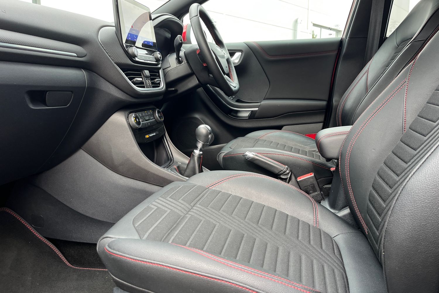Ford PUMA Photo 17
