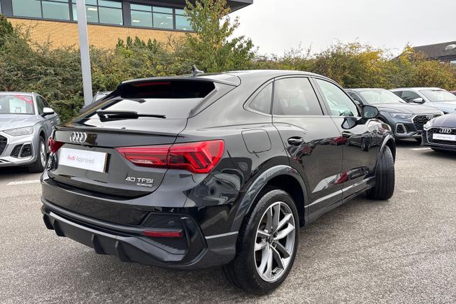 Audi Q3 Photo 29