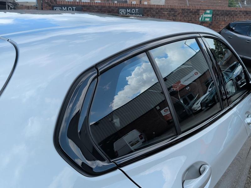 Used BMW 1 Series YG20AEF 37