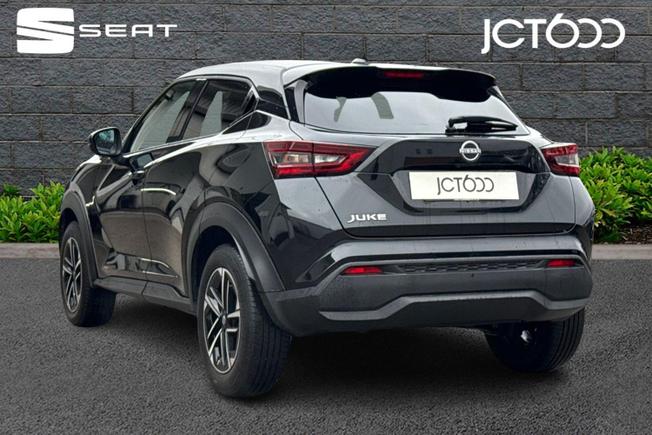 NISSAN Juke Photo 3