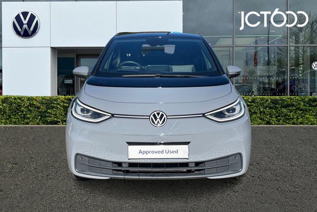 VOLKSWAGEN ID.3 Photo 8