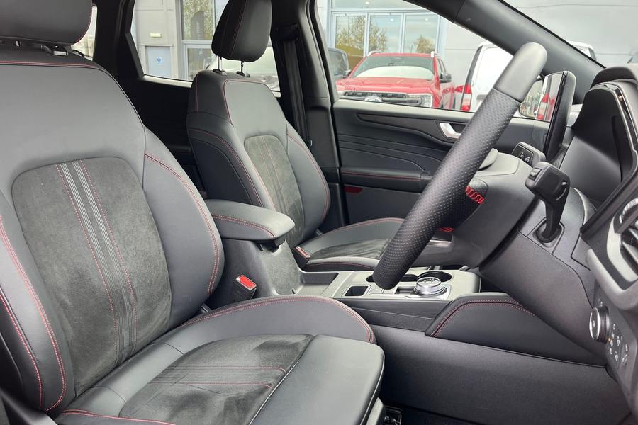 Ford Kuga Photo autoimg-9f0f6fbe4a27fb8d44b8c4afe87ecb6e6d314de0.jpg