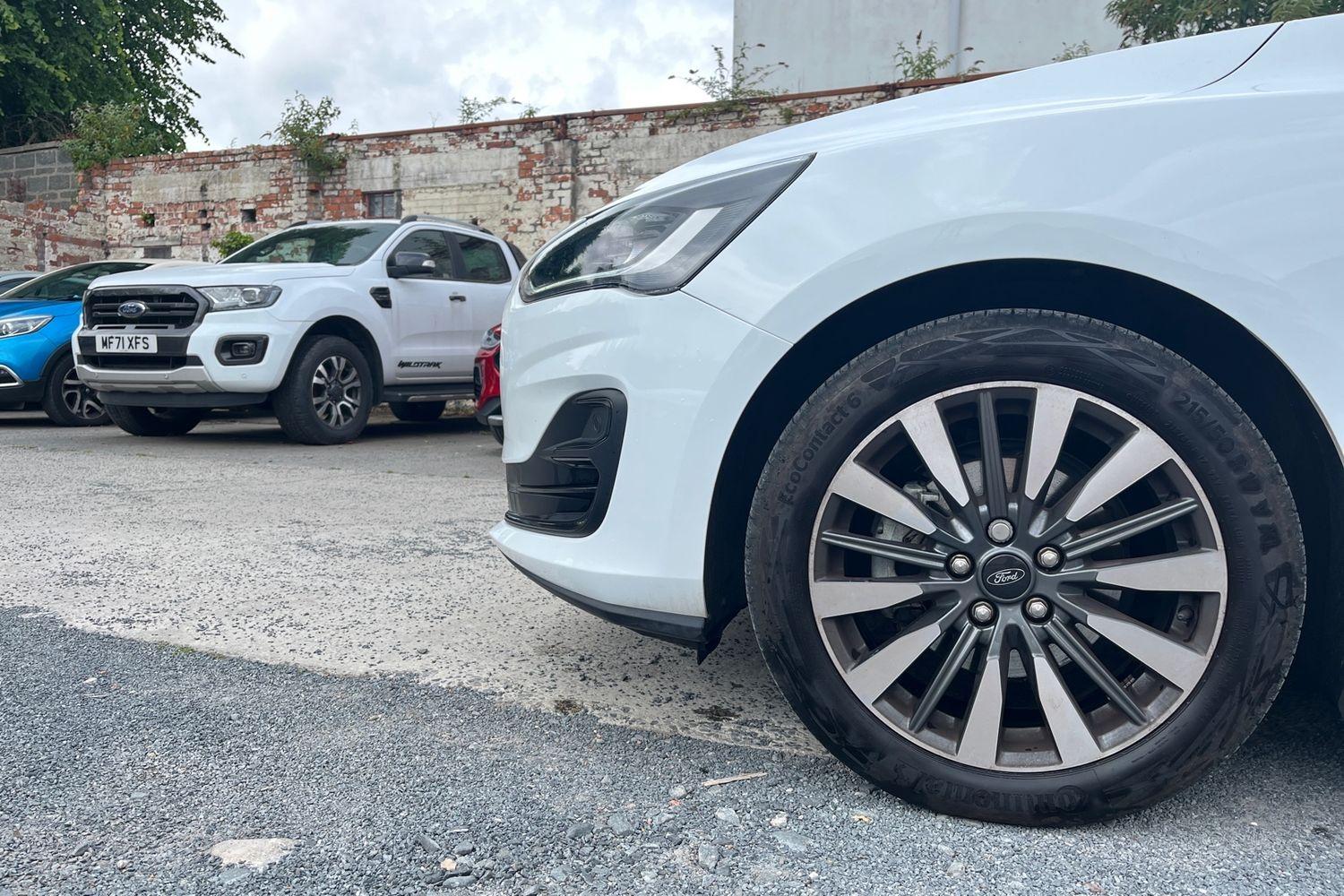 Ford FOCUS Photo 7