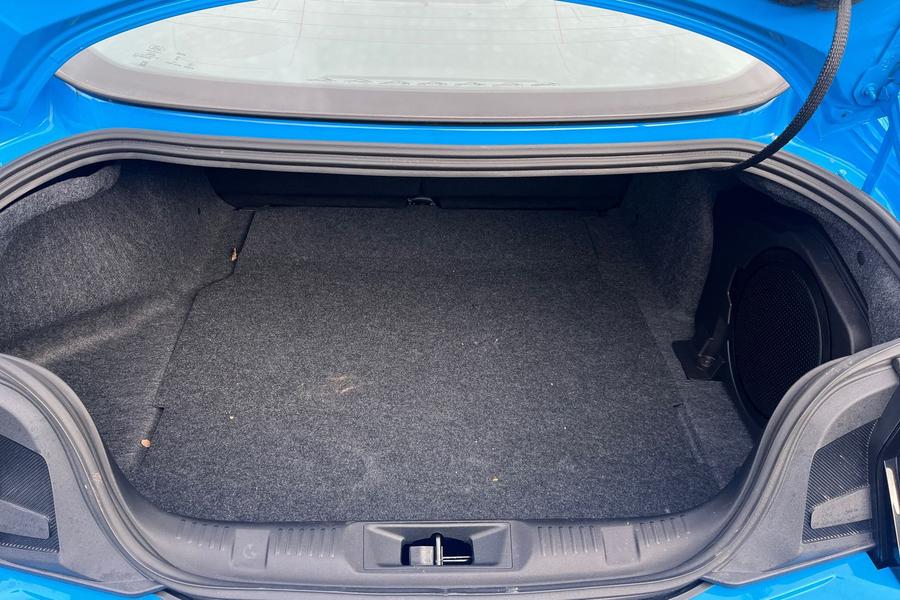 Ford MUSTANG Photo autoimg-9f14111f2e3afc53cc6b40cb3bee9054464a7bd3.jpg