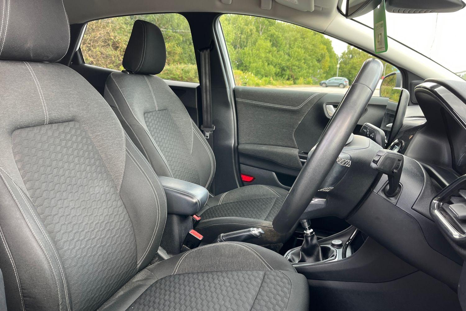 Ford Puma Photo 16