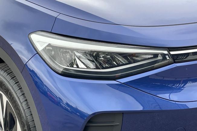 VOLKSWAGEN ID.4 Photo 19