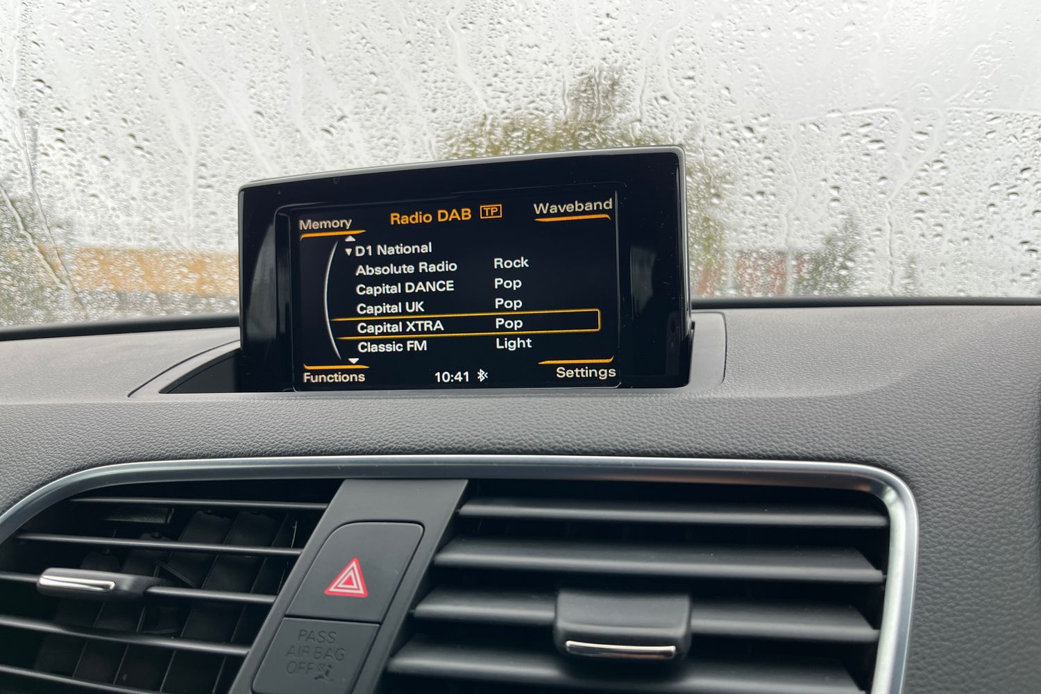 Audi Q3 Photo 25