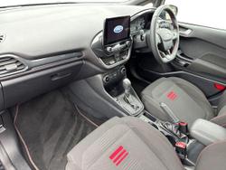 FORD Fiesta Photo 2