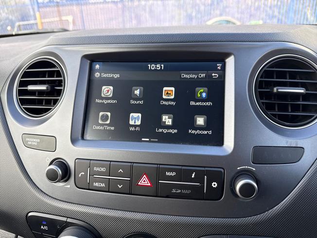HYUNDAI i10 Photo 38