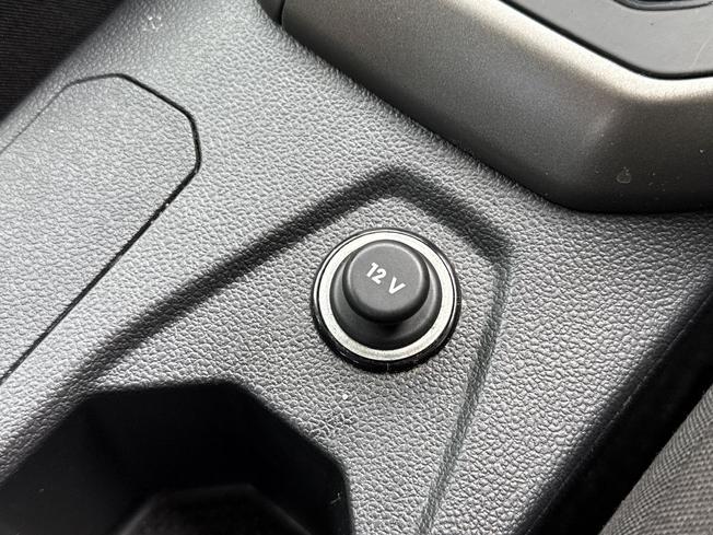 VOLKSWAGEN Polo Photo 54
