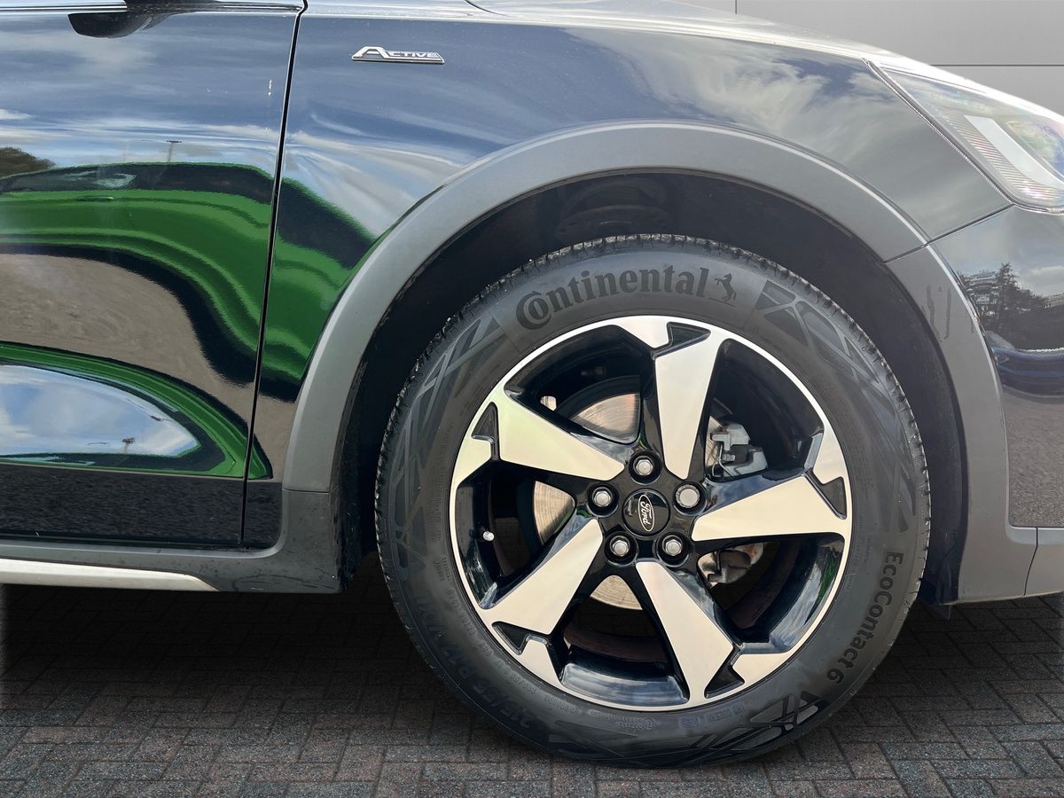 Ford Focus Photo 8