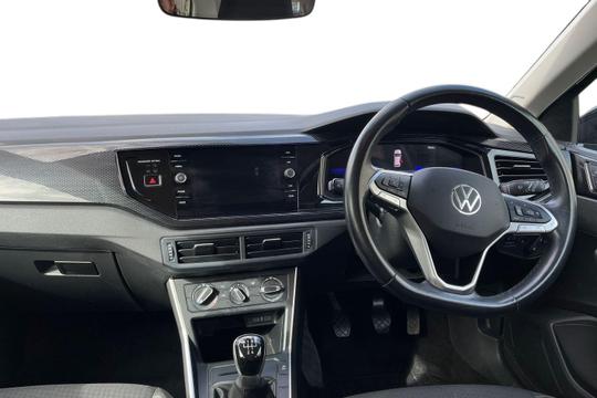 Volkswagen Polo Photo autoimg-9f2c0b312b5ebe36f3c5dc3f80cf18340e84a09f.jpg