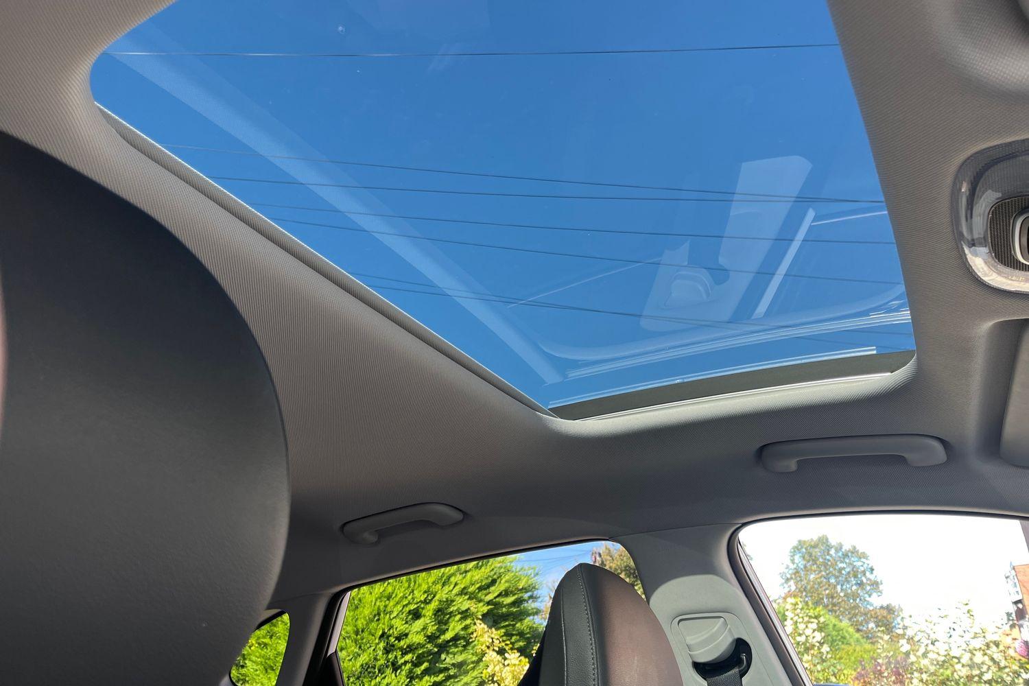 Hyundai KONA Photo 35